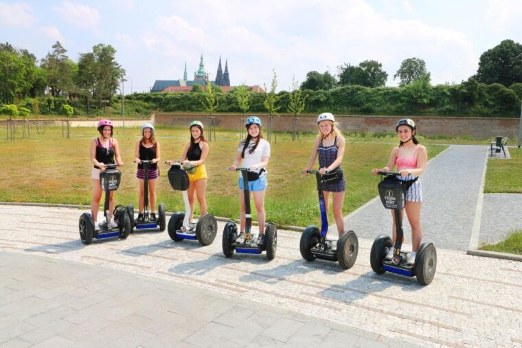 prague-castle-and-monastery-segway-tour