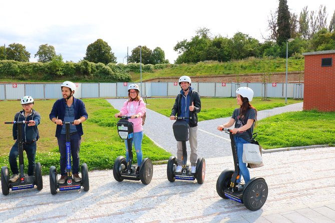 prague-castle-area-segway-tour