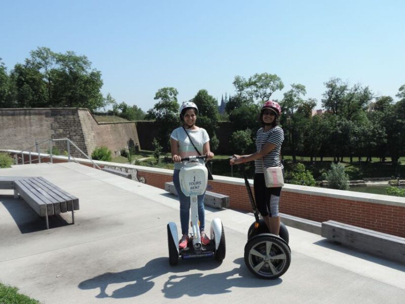prague-castle-district-segway-tour