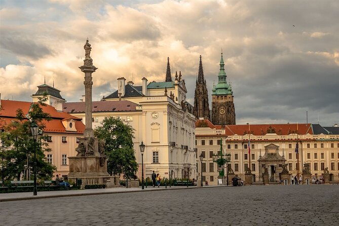 prague-castle-district-tour