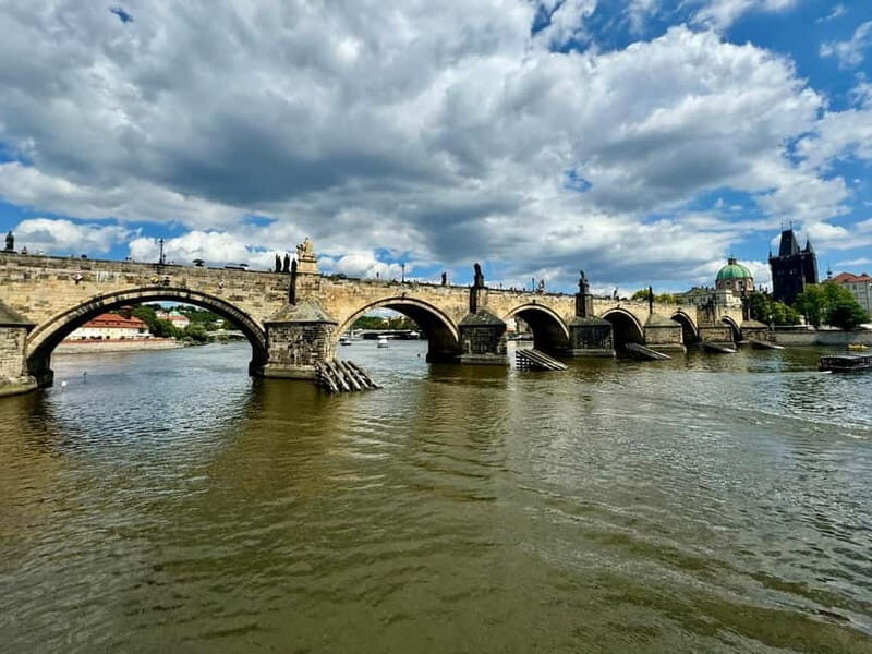 Prague: Castle, Lesser Town & Charles Bridge Tour - A Deep Dive into the Prague: Castle, Lesser Town & Charles Bridge Tour