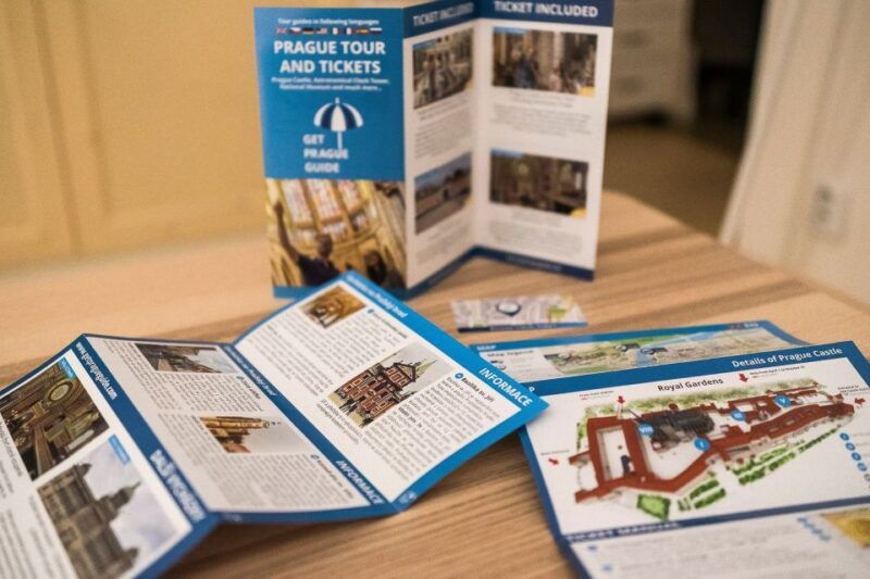 prague-castle-national-museum-town-hall-tickets-audio