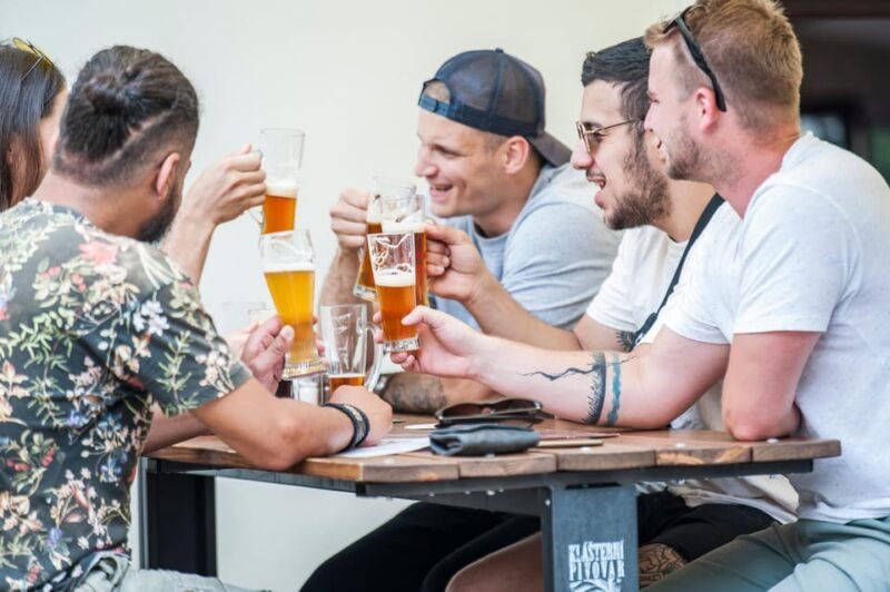 prague-castle-side-breweries-pubs-guided-walking-tour