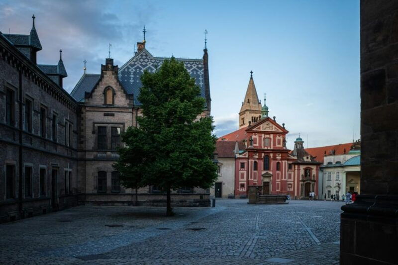 prague-castle-st-vitus-cathedral-royal-palace-st-georges-basilica
