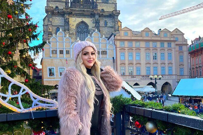 Prague Christmas Markets and Holiday Magic Walking Tour - Key Points
