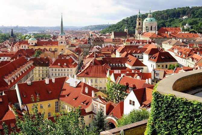 prague-city-highlights-private-tour-for-kids-and-families