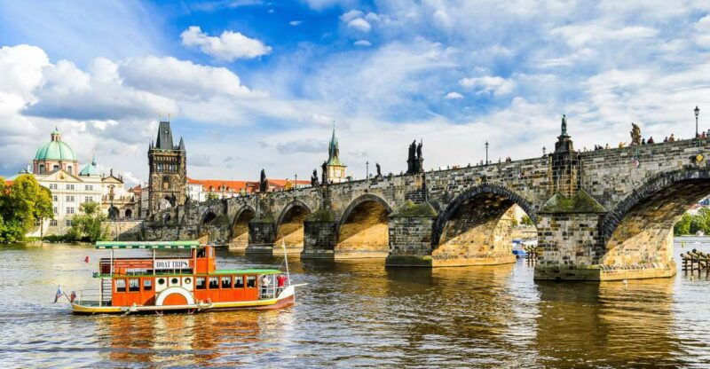 prague-city-highlights-private-walking-tour-2