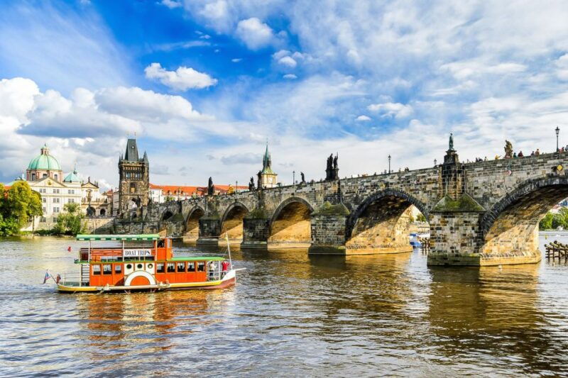 prague-city-highlights-private-walking-tour-2