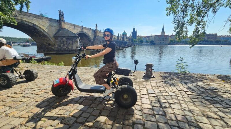 prague-city-highlights-tour-by-electric-trike