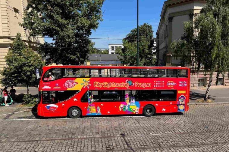 prague-city-sightseeing-hoho-bus-tour-optional-boat-tour