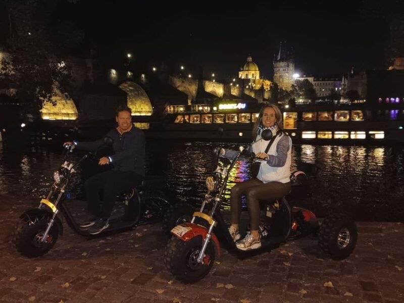 prague-city-sightseeing-in-night-trike-tour