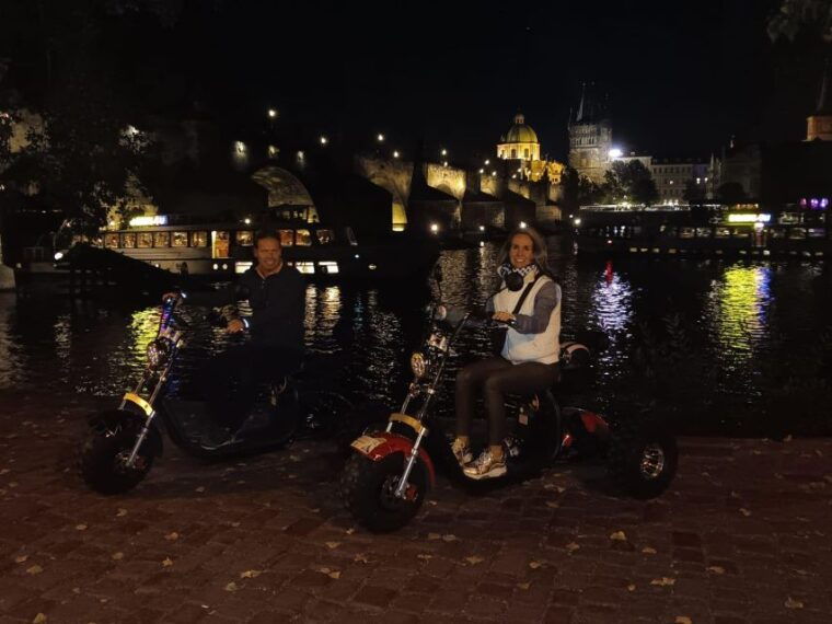 prague-city-sightseeing-in-night-trike-tour