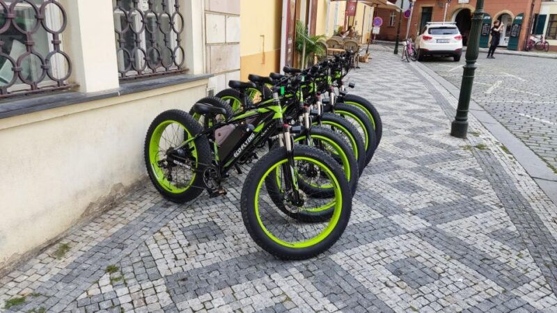 prague-city-viewpoints-tour-by-electric-fat-bike