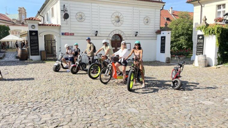 prague-city-viewpoints-tour-by-electric-fat-bike