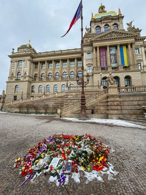 prague-cold-war-communism-tour-with-a-local-historian