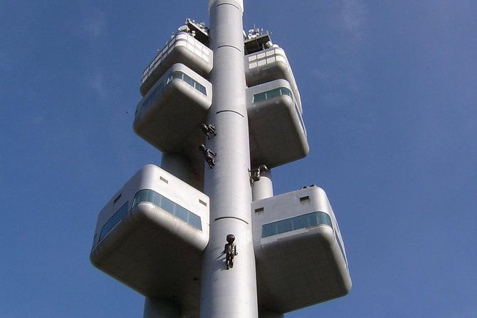 prague-cold-war-walking-tour