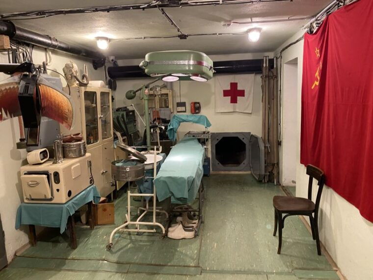 prague-communism-and-nuclear-bunker-tour-2