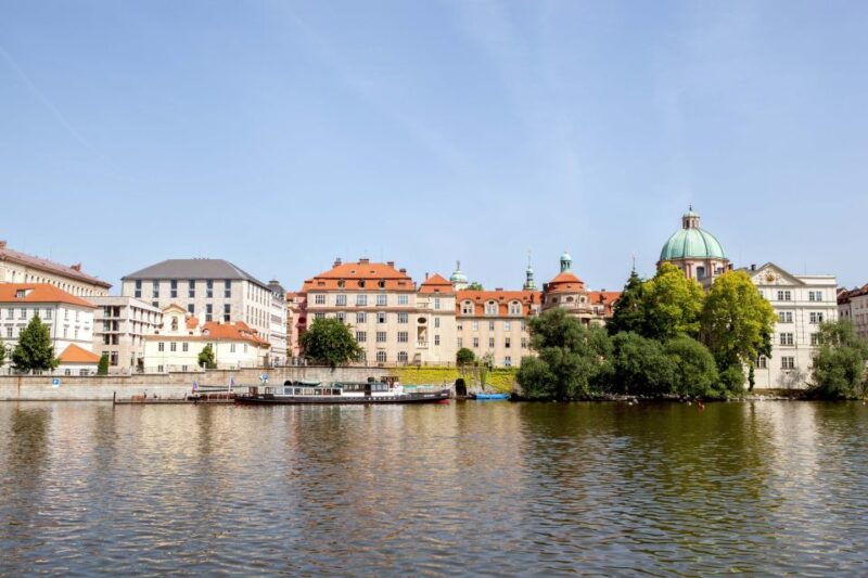 prague-cruise-1-hour-on-the-river-vltava