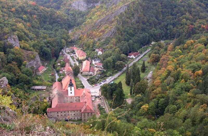 Prague: Czech Village Walking Tour with Guide - Discovering the Village: What to Expect  