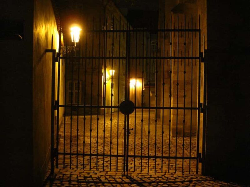 Prague: Dark Side Tour-true crime, murders, brothels & drugs - Key Points