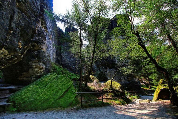prague-discover-bohemia-tisa-rocks-bastei-brewery-tour