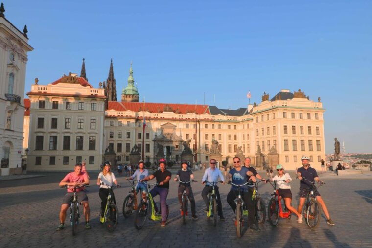prague-e-bike-e-scooter-viewpoint-tour