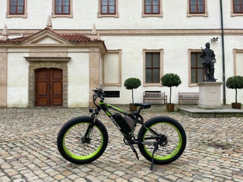 prague-electric-scooter-cruiser-fat-ebike-rental