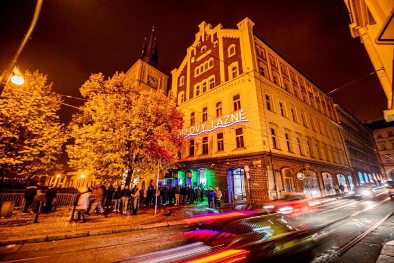 prague-entry-ticket-to-ice-pub-prague-with-nightclub-option