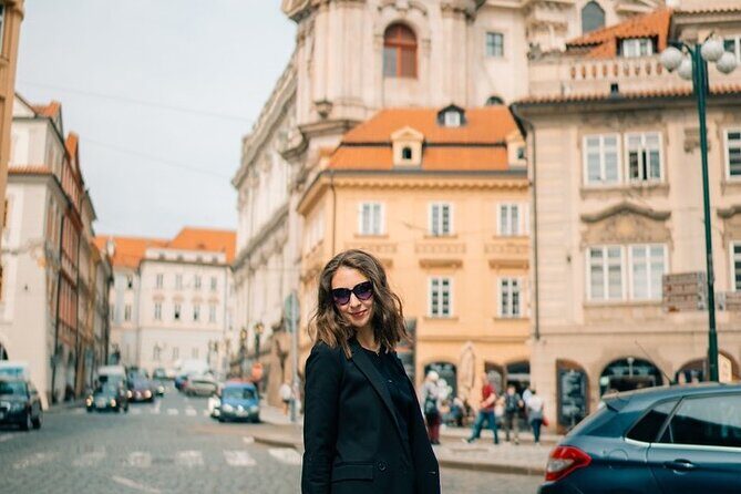 Prague Essential - Theatre des Etats & Karolinum: Cultural Landmarks