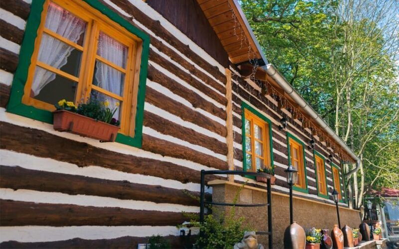 prague-folk-dancing-dinner-experience