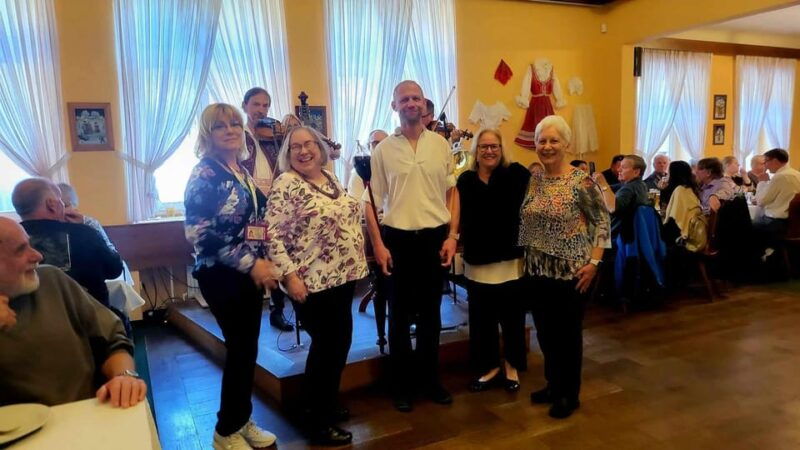 prague-folklore-show-with-dinner-and-prague-by-night-tour