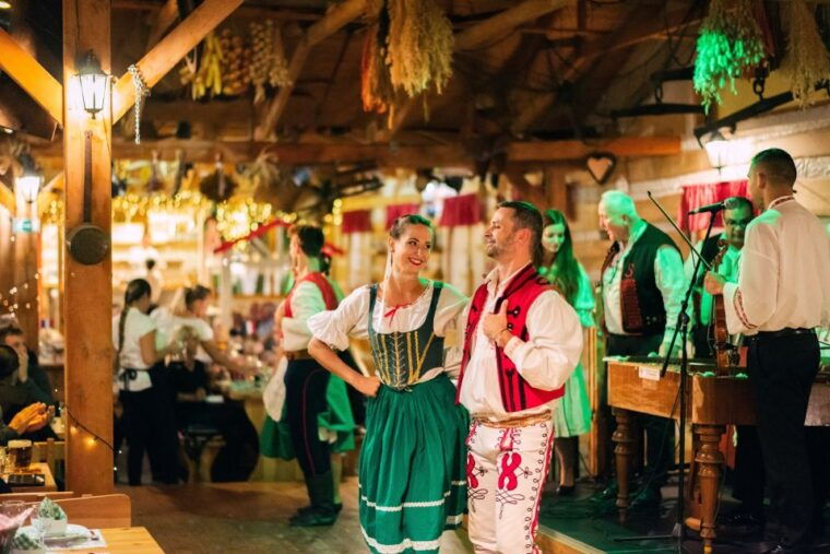 prague-folkloric-dinner-show-with-unlimited-drinks