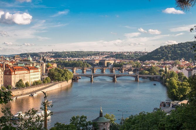 prague-full-day-city-walking-tour-and-petrin-tower