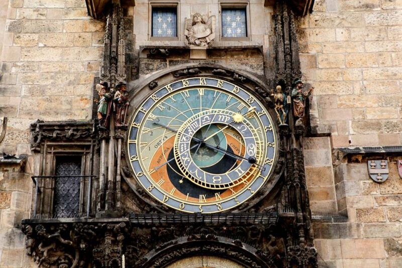 prague-full-day-sightseeing-tour-with-cruise-and-lunch