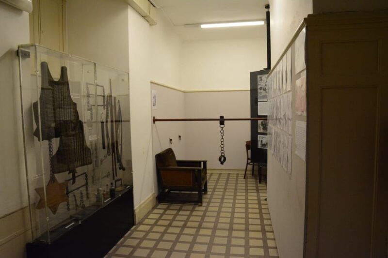 prague-gestapo-headquarters-tour-in-spanish