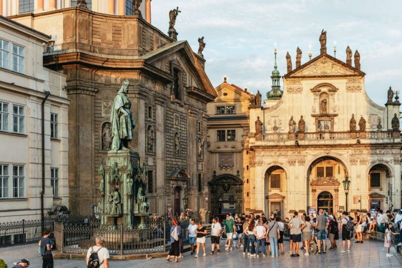 prague-ghost-walking-tour-where-legends-come-to-life