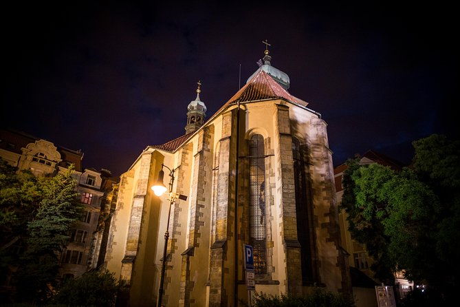 prague-ghosts-and-legends-of-old-town-walking-tour