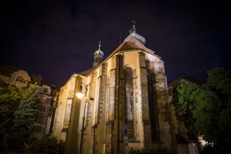 prague-ghosts-and-legends-of-the-old-town-evening-tour