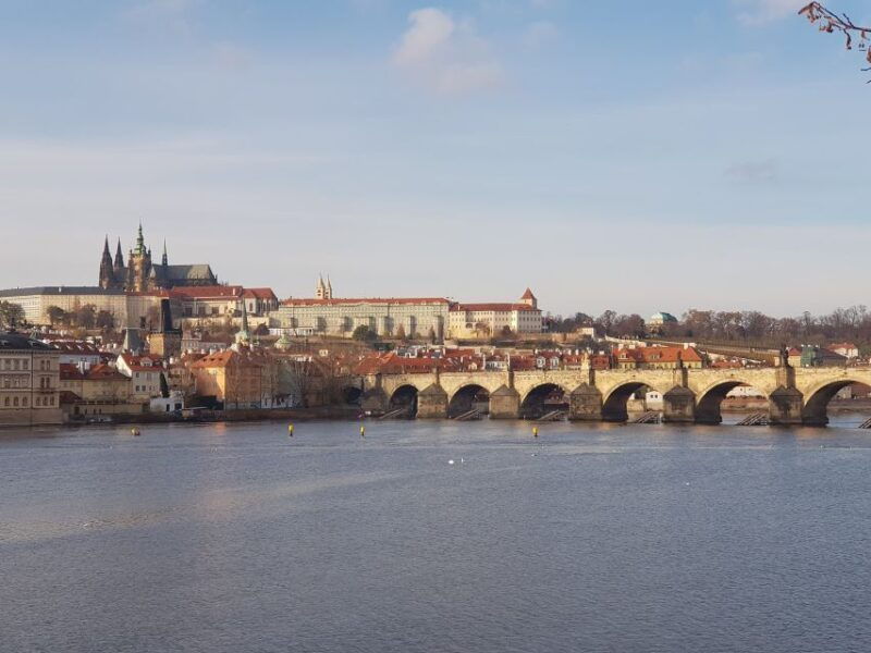prague-grand-2-hour-25-hour-exterior-walking-tour-2