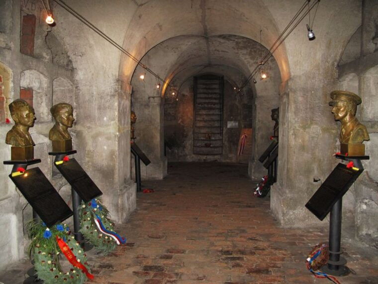 prague-guided-operation-anthropoid-tour-with-lidice