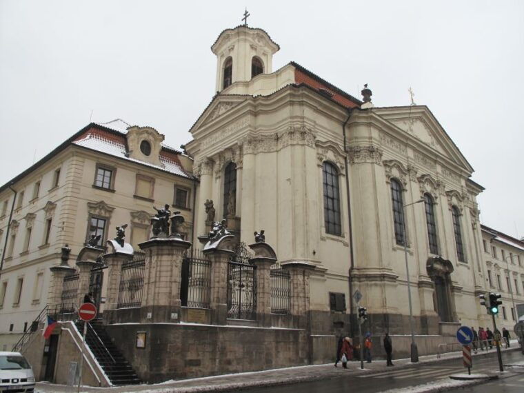 prague-guided-operation-anthropoid-tour-with-lidice