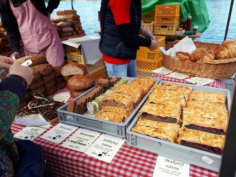 prague-guided-street-food-walking-tour