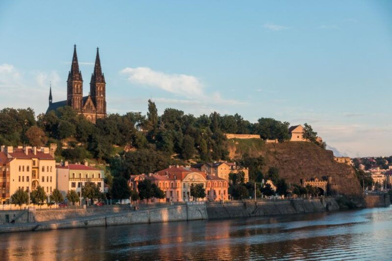 prague-guided-tour-to-the-historic-fortress-of-vysehrad