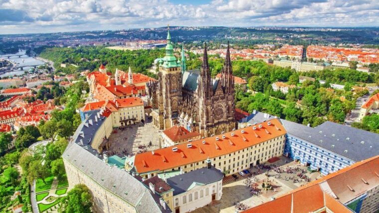 prague-half-day-private-guided-tour-by-car-or-foot