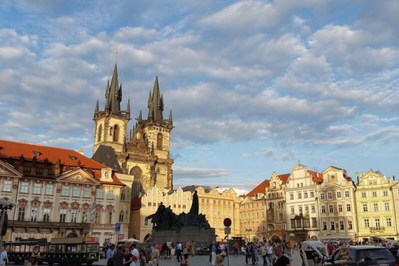 prague-historic-city-center-bus-tour-with-top-sights