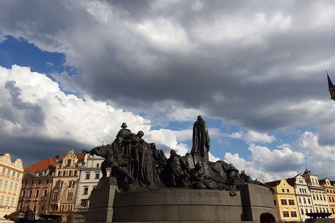 prague-historical-city-center-essential-walk