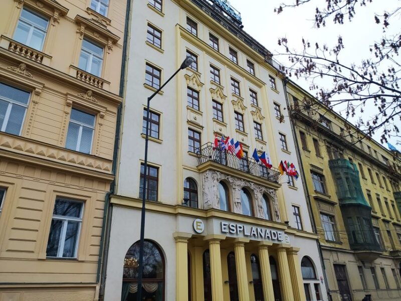 prague-historical-walking-tour-with-focus-on-world-war-2