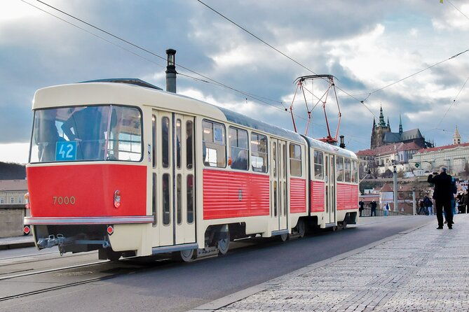 prague-hop-on-hop-off-sightseeing-tram