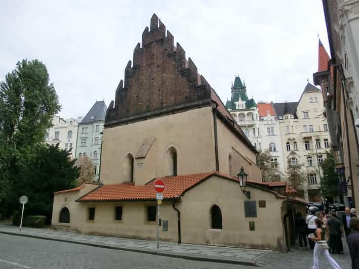 prague-jewish-quarter-and-museum-guided-tour