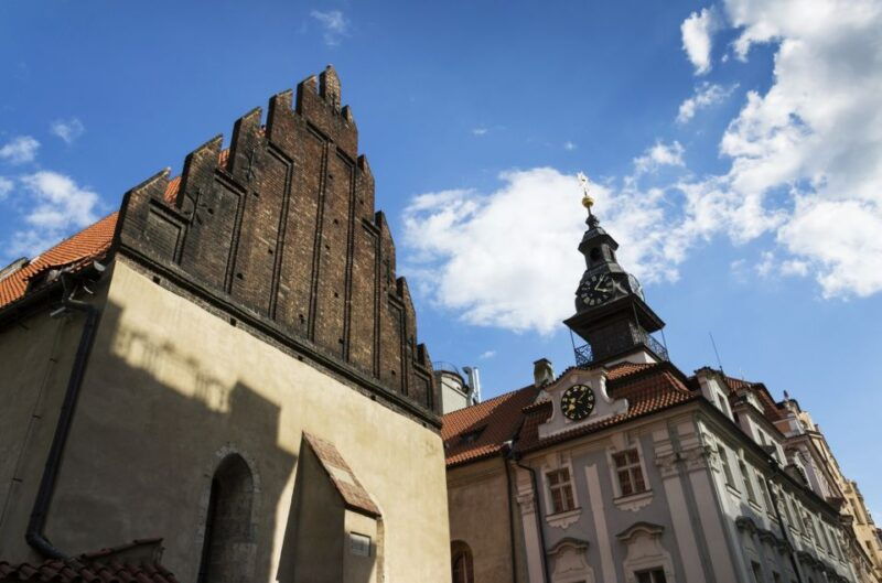 prague-jewish-quarter-private-tour-and-boat-cruise-2